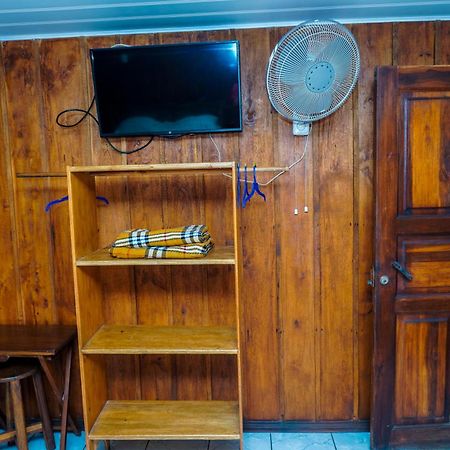 Hospedaje Angeluz Quesada  Εξωτερικό φωτογραφία